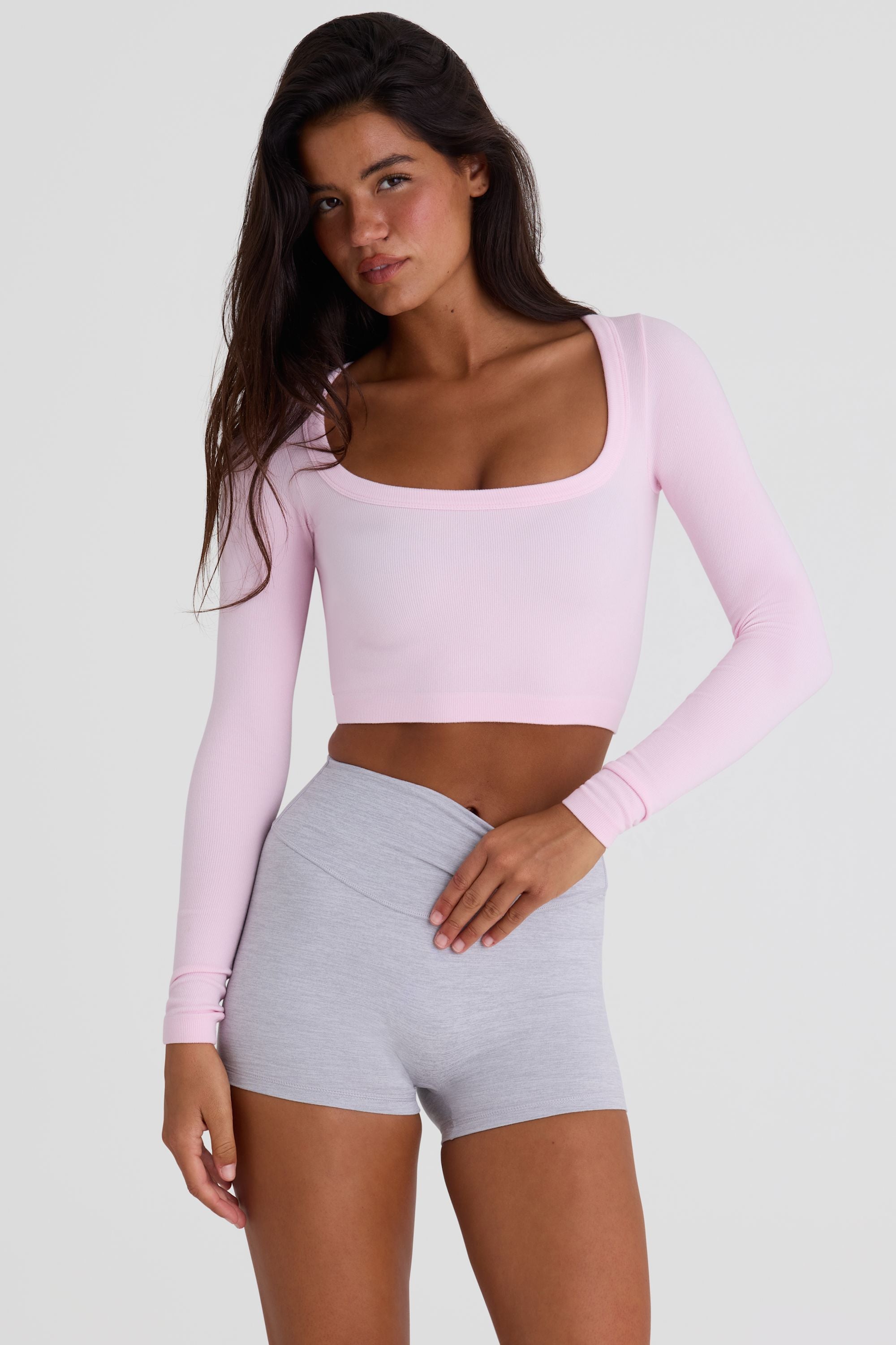 Seamless Soft Rib Cut-Out Crop Top in Powder Pink - 2